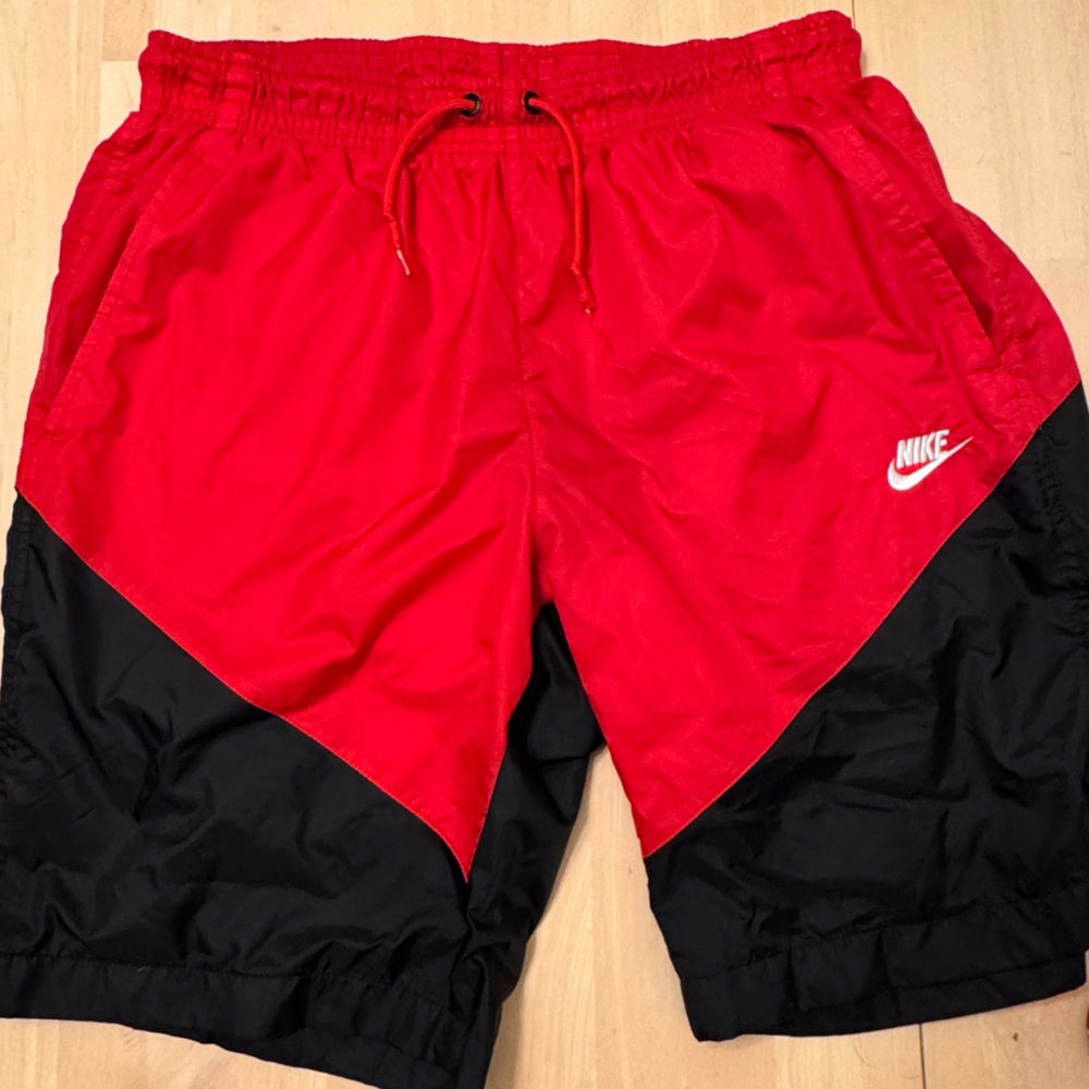 Nike shorts- men’s size (m) (red/black)